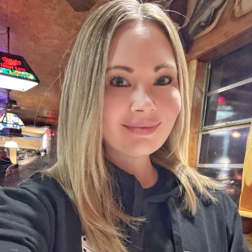 Meet your Posher, Candace